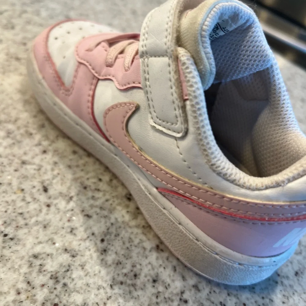 Nike Shoes toddler girl size 9 pink and white